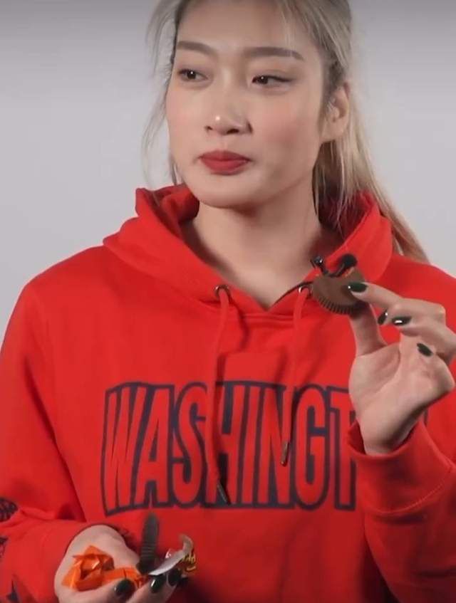 老师的兔子又大又白